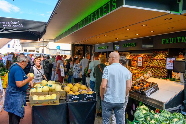 Hollandmarkt 2026: Obst und Gemüse am Marktstand