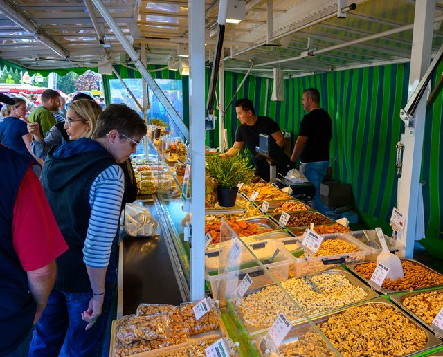 Hollandmarkt 2026: Eine große Auswahl an Snacks und Backwaren